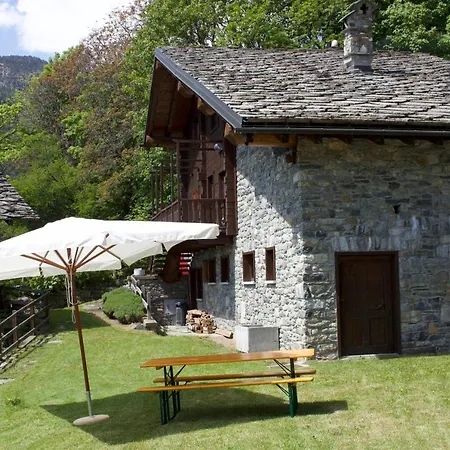 Chalet Mont Avic